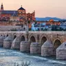 Pôr do Sol na Ponte Romana — Lazer Córdoba Instagramável: Pátios, Pôr do Sol e Recantos, cordoba