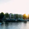 Atardecer en Brouwersgracht — Paseo Amsterdam Instagramable: Canales, Flores y Casas Torcidas, amsterdam