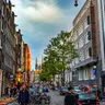 De Pijp bei Sonnenuntergang: Ungefiltertes Lokales Leben — Spaziergang Geheimes Amsterdam: Brown Cafés, Versteckte Innenhöfe & das Authentische Jordaan, amsterdam