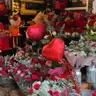 Columbia Road Flower Market — Paseo Londres Autentico: Camden, Brick Lane y Pubs Escondidos, london