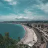 Paseo por la Promenade des Anglais — Paseo Niza Bleisure: Negocios y Dolce Vita en la Costa Azul, niza
