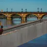 Pont de Pierre bei Sonnenuntergang — Spaziergang Bordeaux unter Flüstern, burdeos