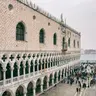 Palacio Ducal: Itinerarios Secretos — Visita Venecia Dorada: Lujo entre Palacios y Laguna, venecia