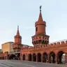 Puente Oberbaum — Visita Berlín Instagrammable: Los Mejores Spots, berlin