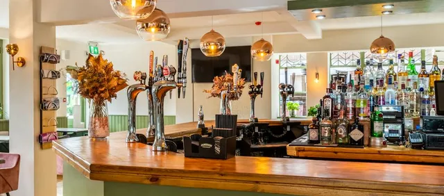 Pinta en un pub historico escondido