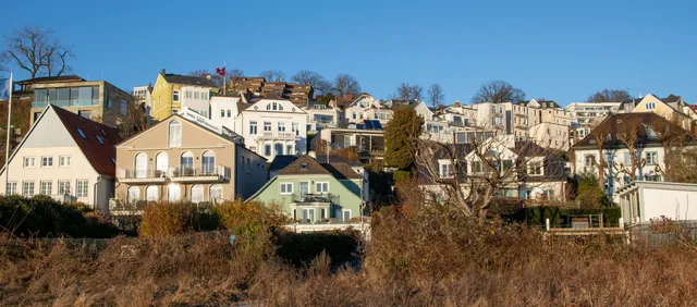 Blankenese — Exclusive Quarter with Elbe Views