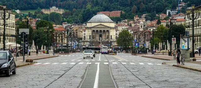 Promenade du Soir à la Gran Madre et Piazza Vittorio