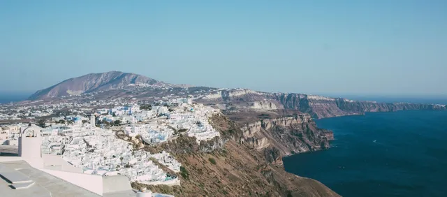 Café con vistas en Fira