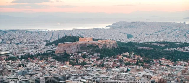 Atardecer en Thissio con Vistas a la Acrópolis