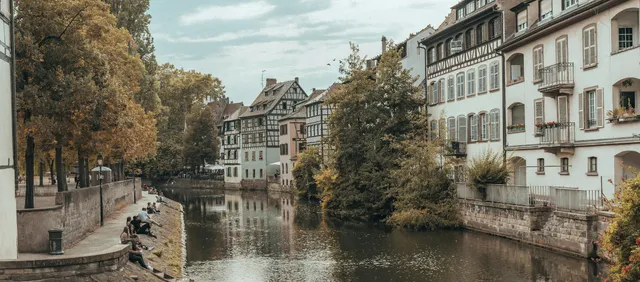 Private Sonnenuntergangs-Bootsfahrt durch Petite France