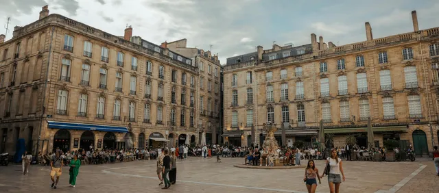 Apéro en Rue du Parlement Saint-Pierre