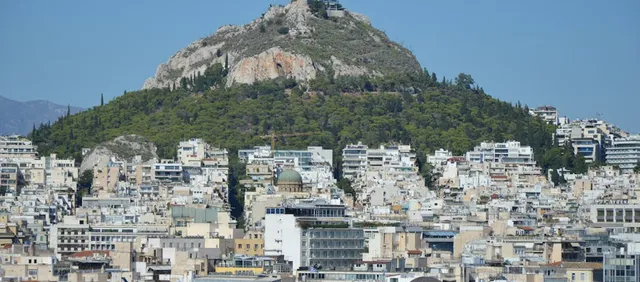 Colina de Licabeto al Amanecer