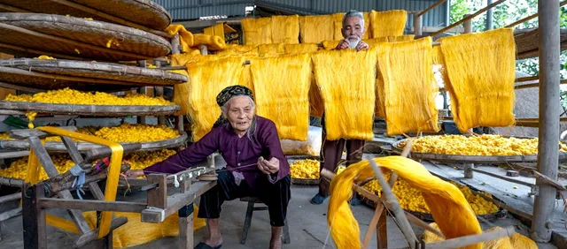 Antico Setificio Fiorentino: Seda como Hace Tres Siglos