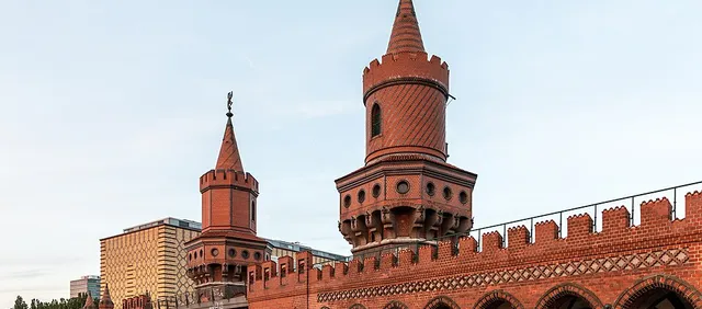 Puente Oberbaum