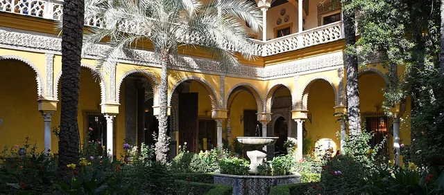 Palacio de las Duenas