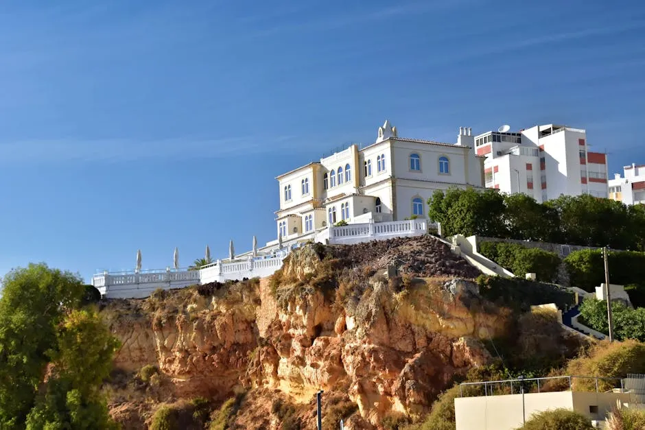 Faro Secreto: El Algarve que No Sale en las Postales