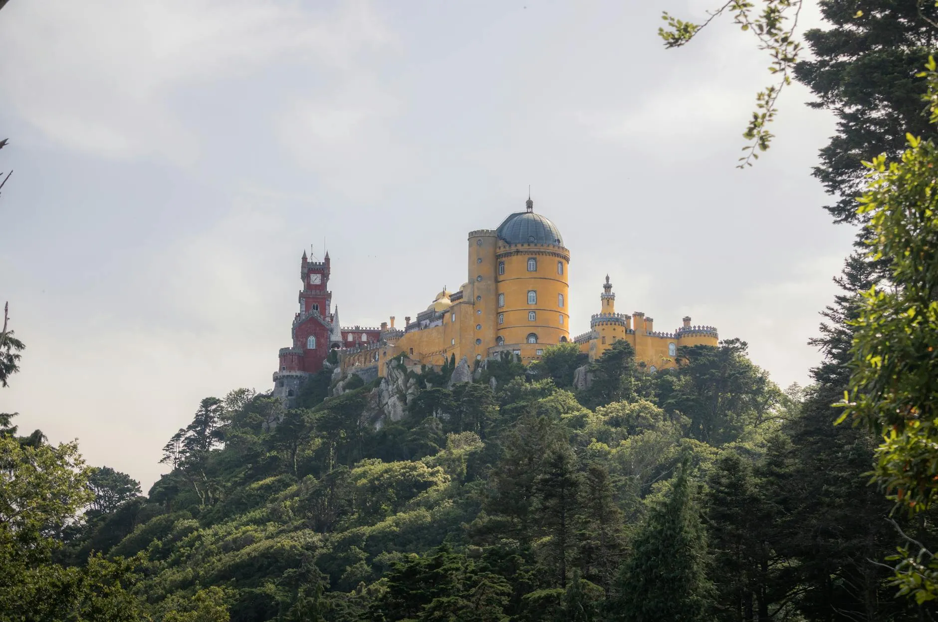 Sintra Express: Cultural Escape for Business Travellers