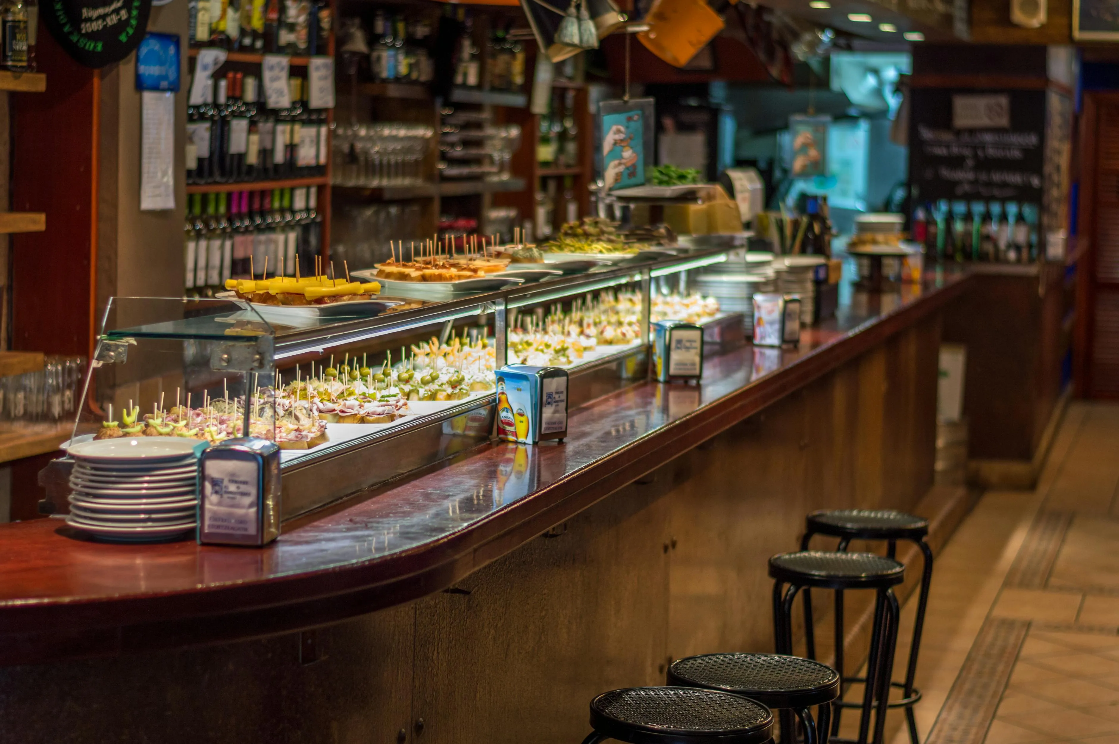 Granada Secreta: Barrios con Alma y Tapas de Verdad
