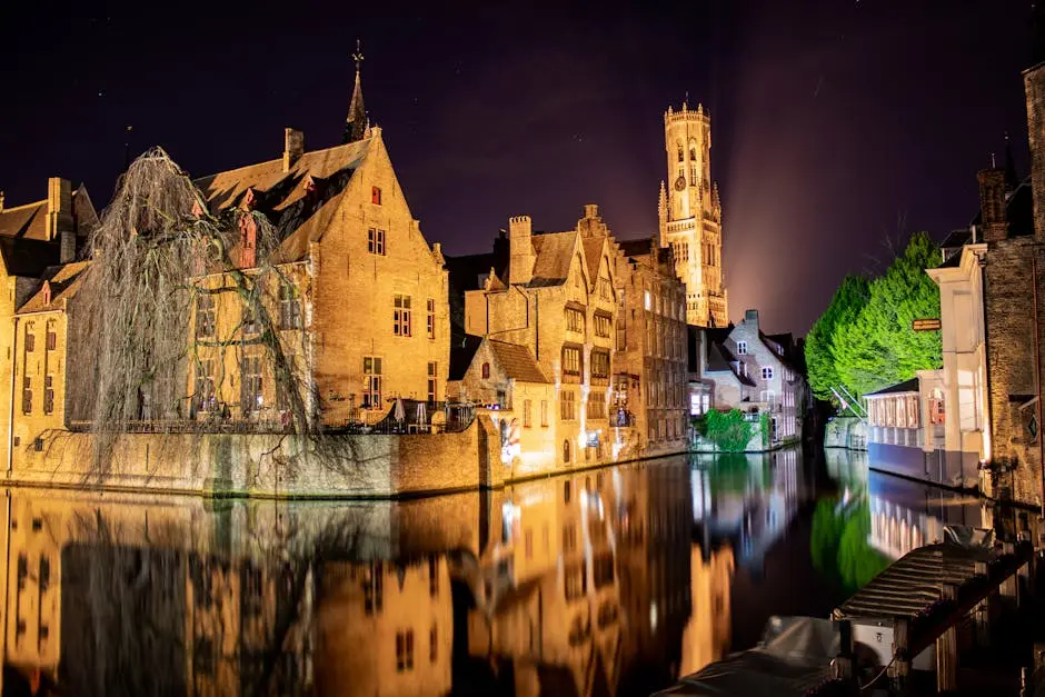 Brujas Instagrammable: Canales, Torres y Rincones de Postal