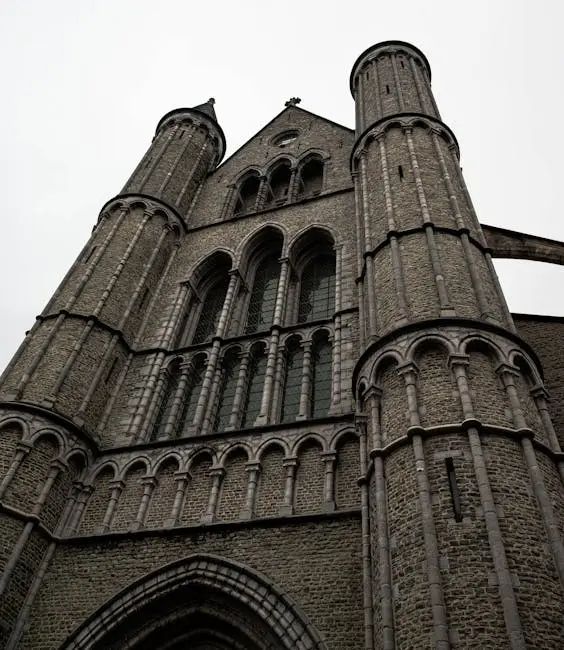 Brujas Bleisure: Arte y Negocios entre Canales Medievales