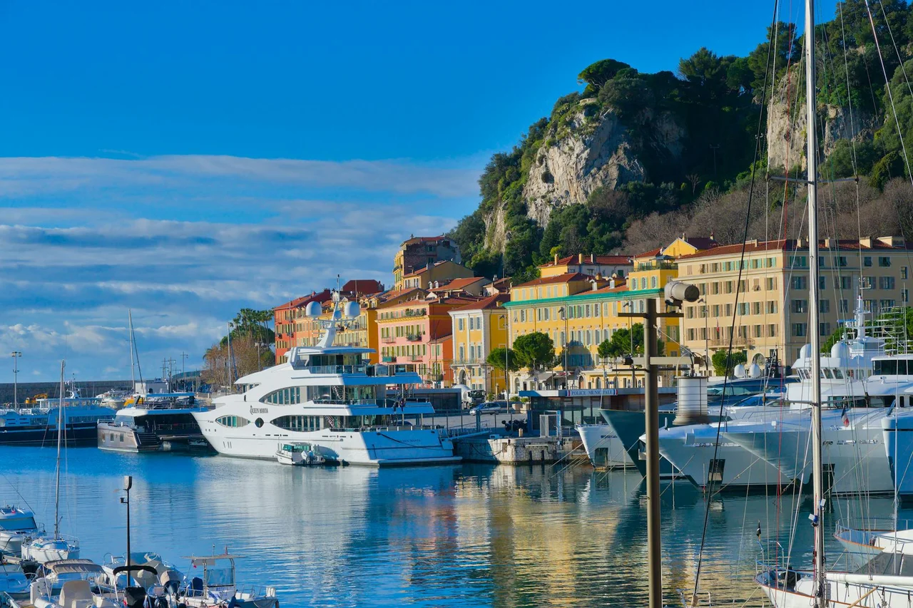 Niza VIP: Lujo, Exclusividad y Glamour en la Costa Azul — niza