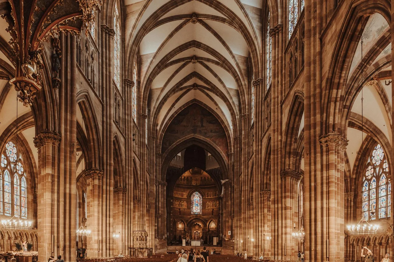 Straßburg wie ein Einheimischer: Märkte, Winstubs und echtes Elsass — estrasburgo