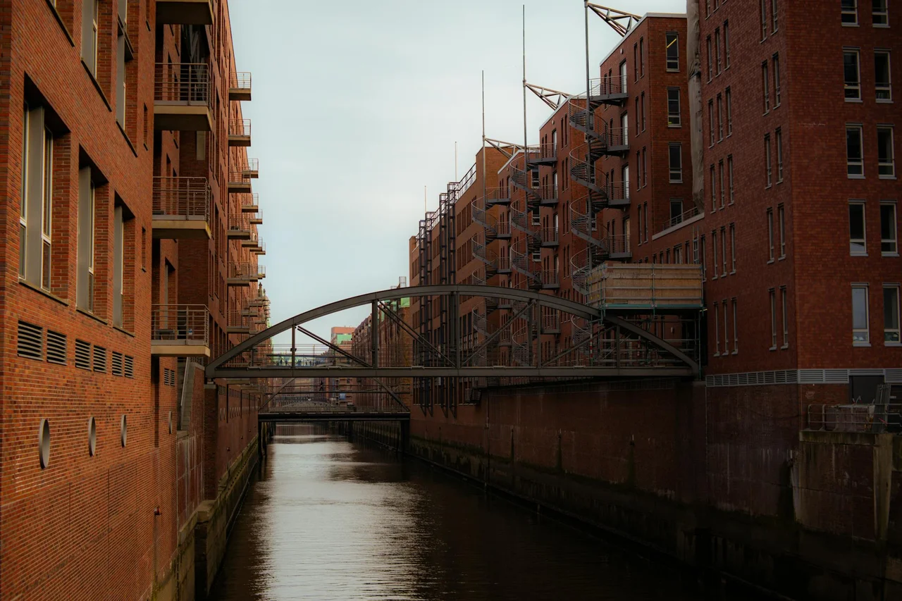Hamburg for business travellers: work and leisure by the Elbe — hamburg