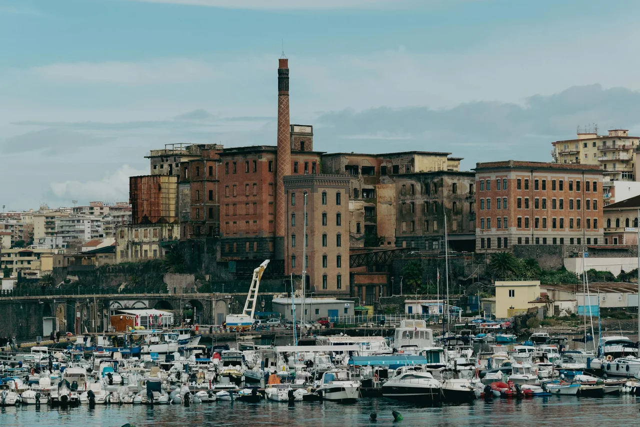 Naples Bleisure: Business and Culture at the Foot of Vesuvius — napoles
