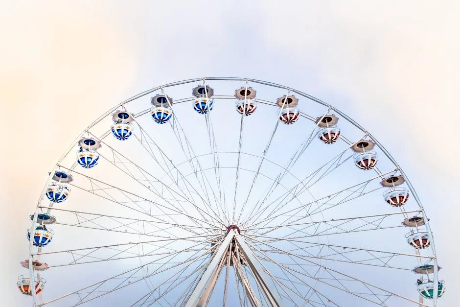 Rodas romantica: callejones y atardeceres — rodas