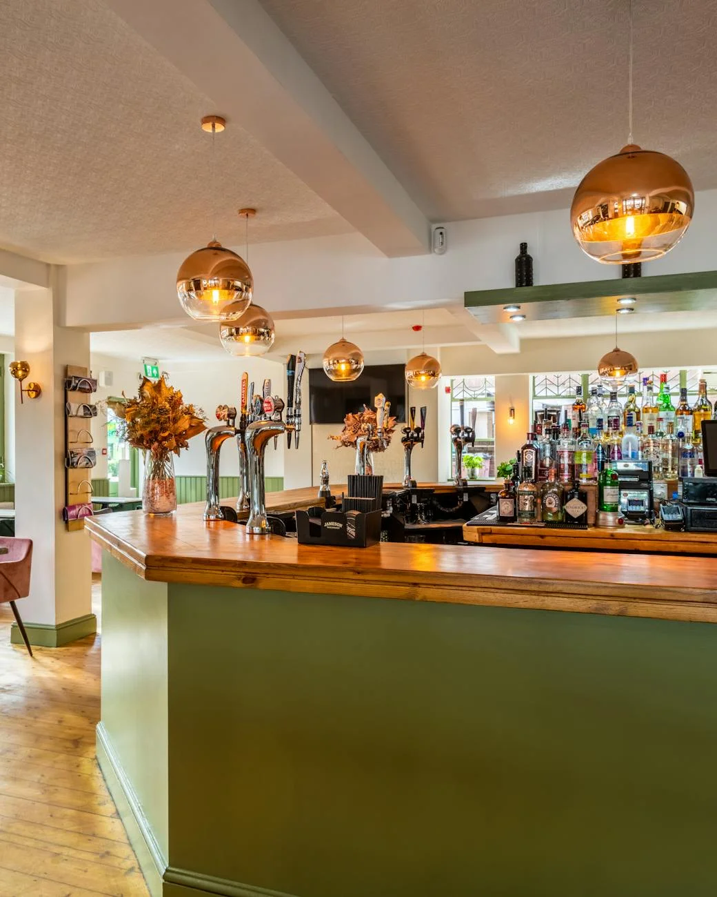 Pinta en un pub historico escondido