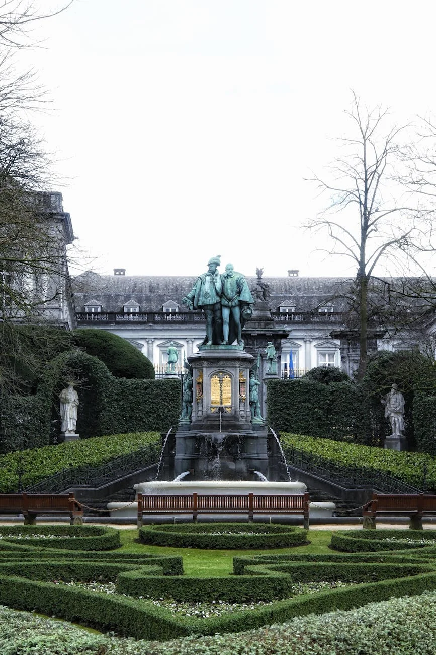Parque de Bruselas y Palacio Real