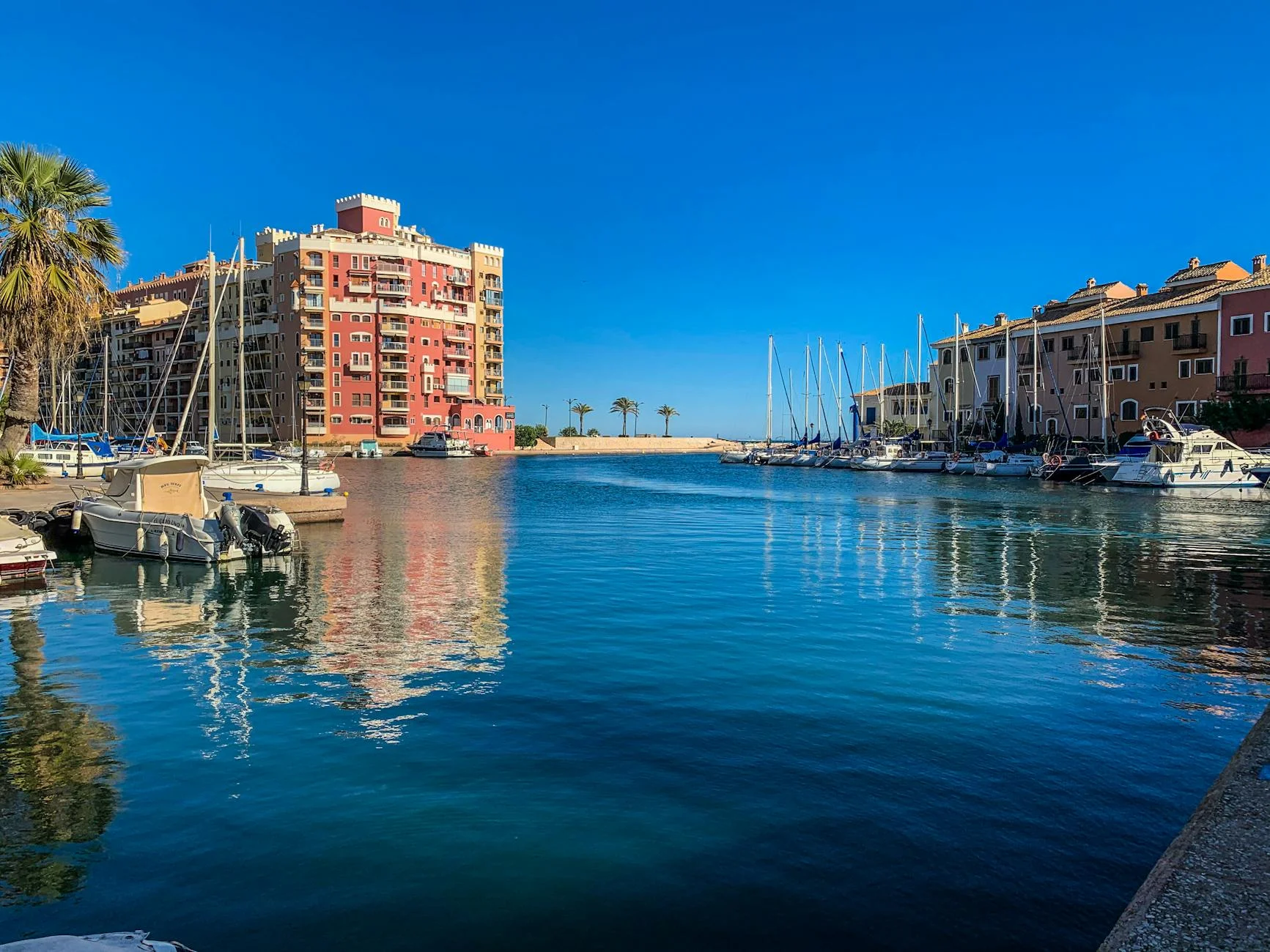 Valencia Marina & Veles e Vents