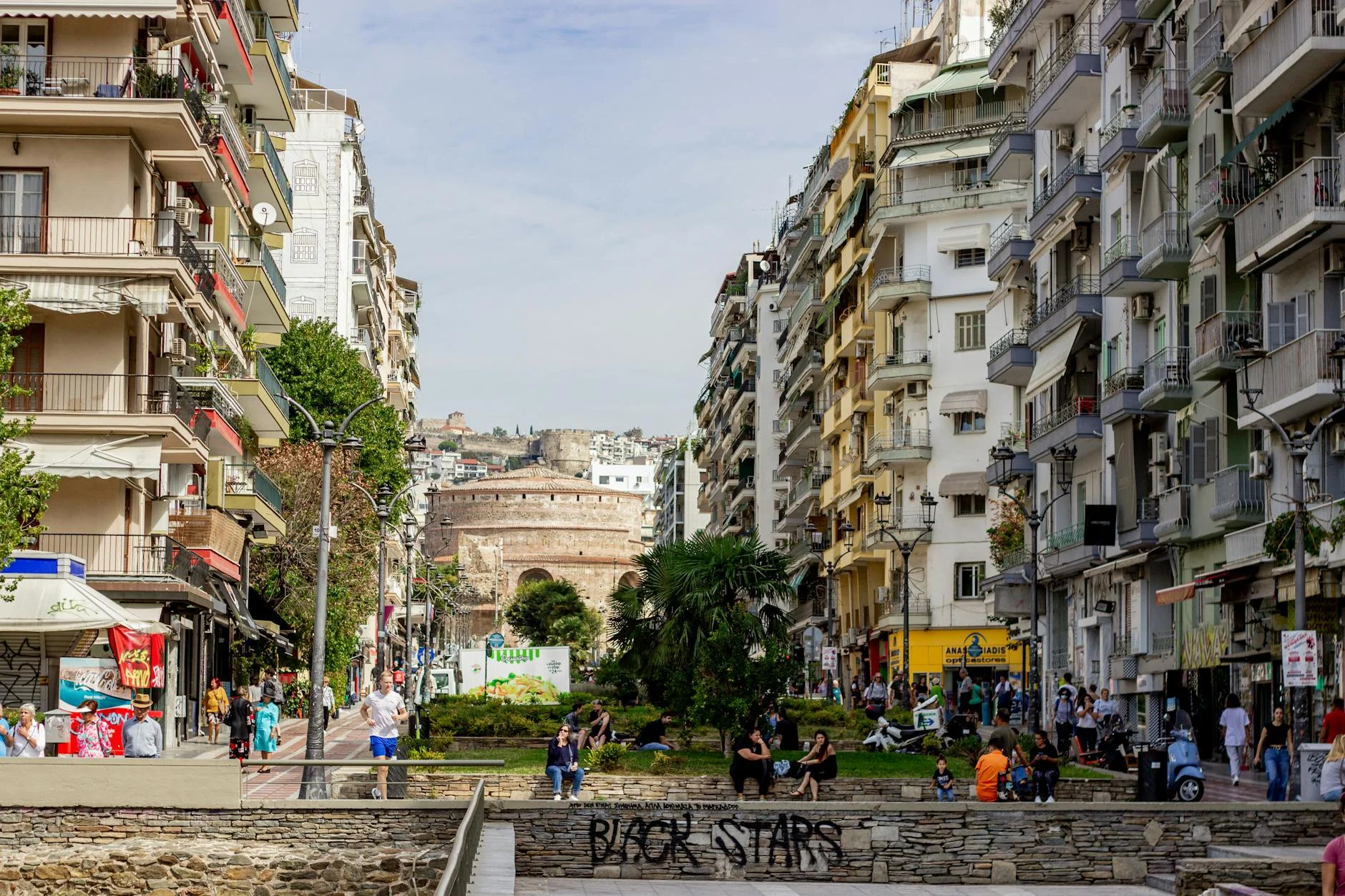 Arch of Galerius and the Rotunda