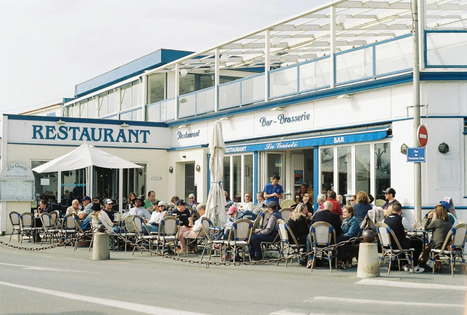 Pranzo alla Brasserie Le Noailles