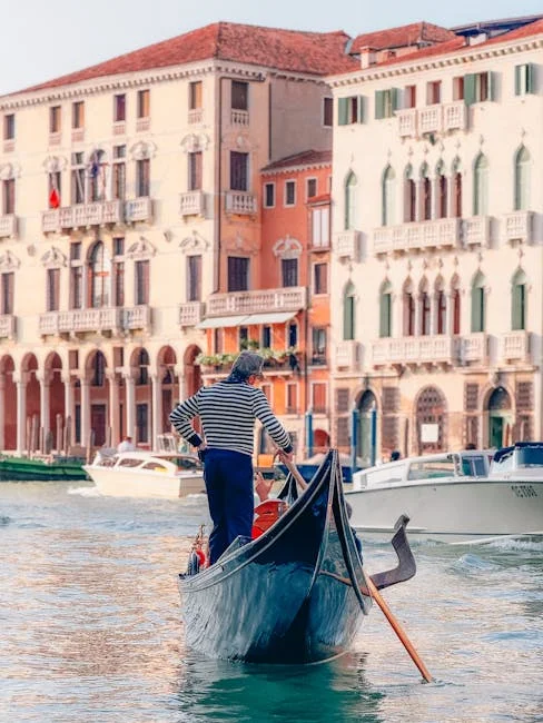 Paseo en Gondola al Atardecer