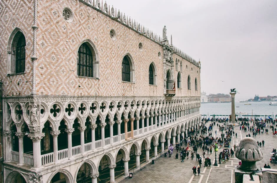 Palacio Ducal: Itinerarios Secretos