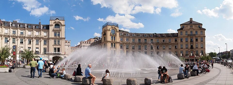 Karlsplatz (Stachus) Fountain