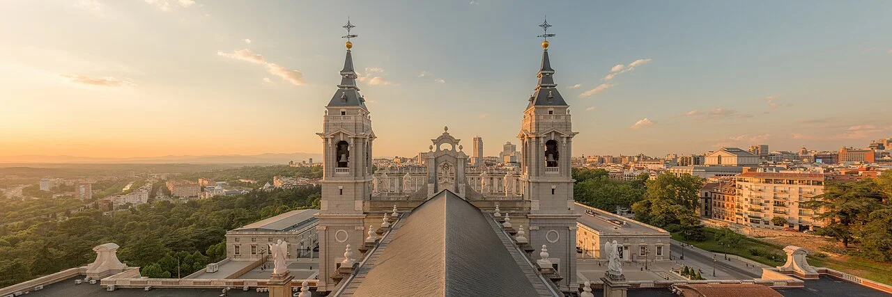 銀杏スカイバーの夕日